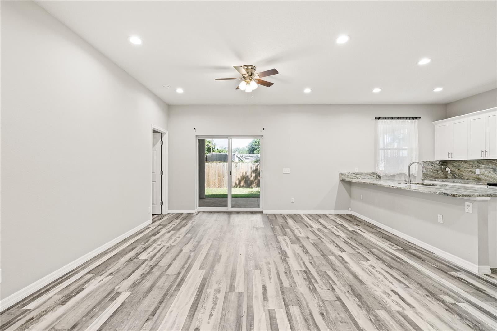 Image 7 of 41 For 3506 22nd Avenue