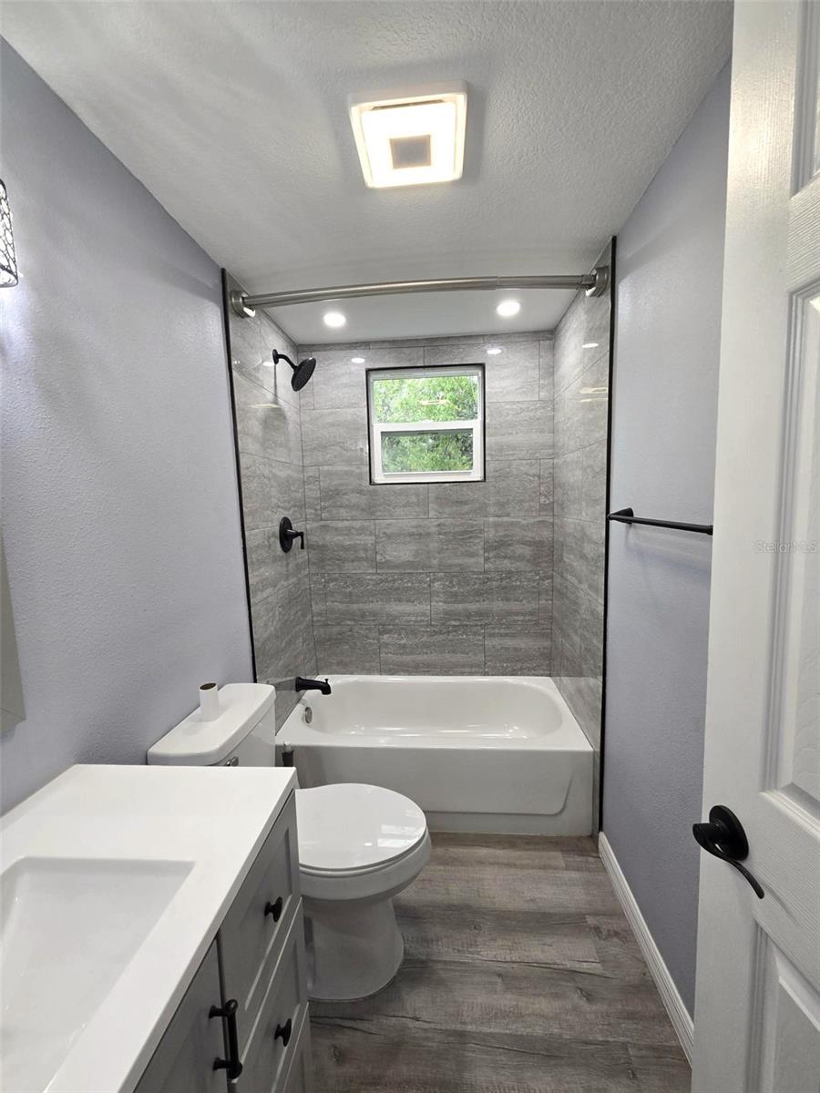 Image 24 of 37 For 3301 Medulla Road