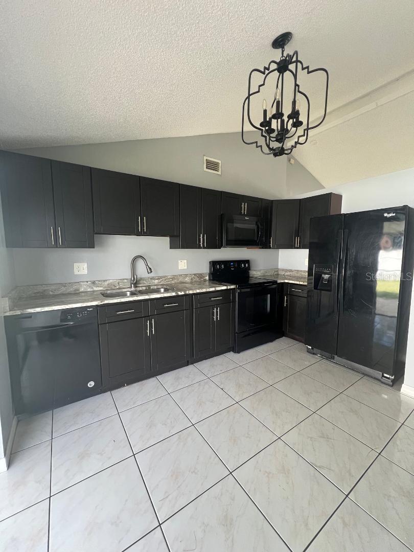 Image 2 of 8 For 10107 Tallwood Court