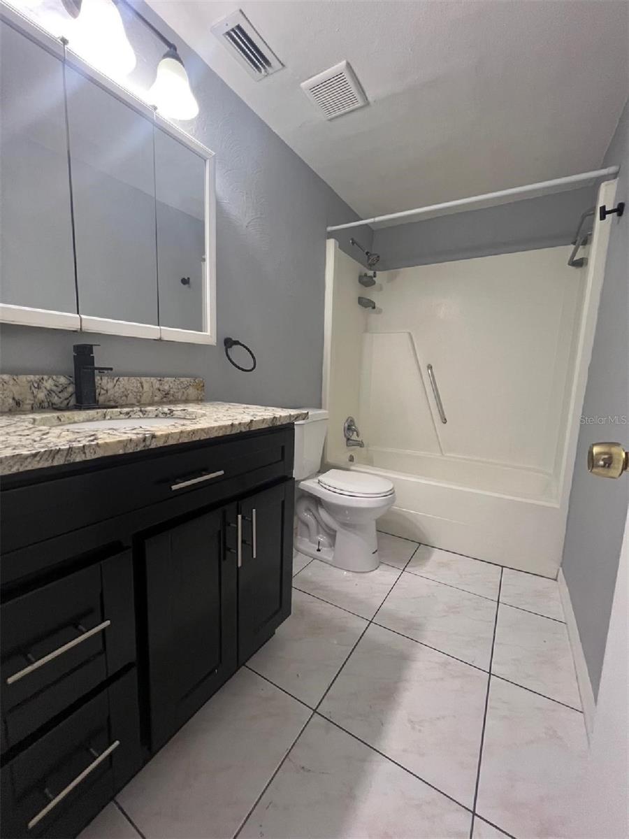 Image 4 of 8 For 10107 Tallwood Court