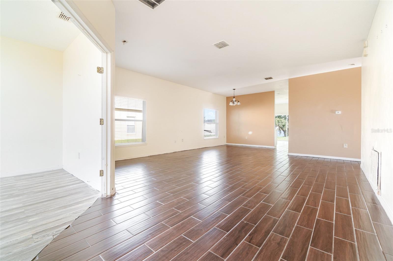 Image 8 of 26 For 3145 Dasha Palm Drive