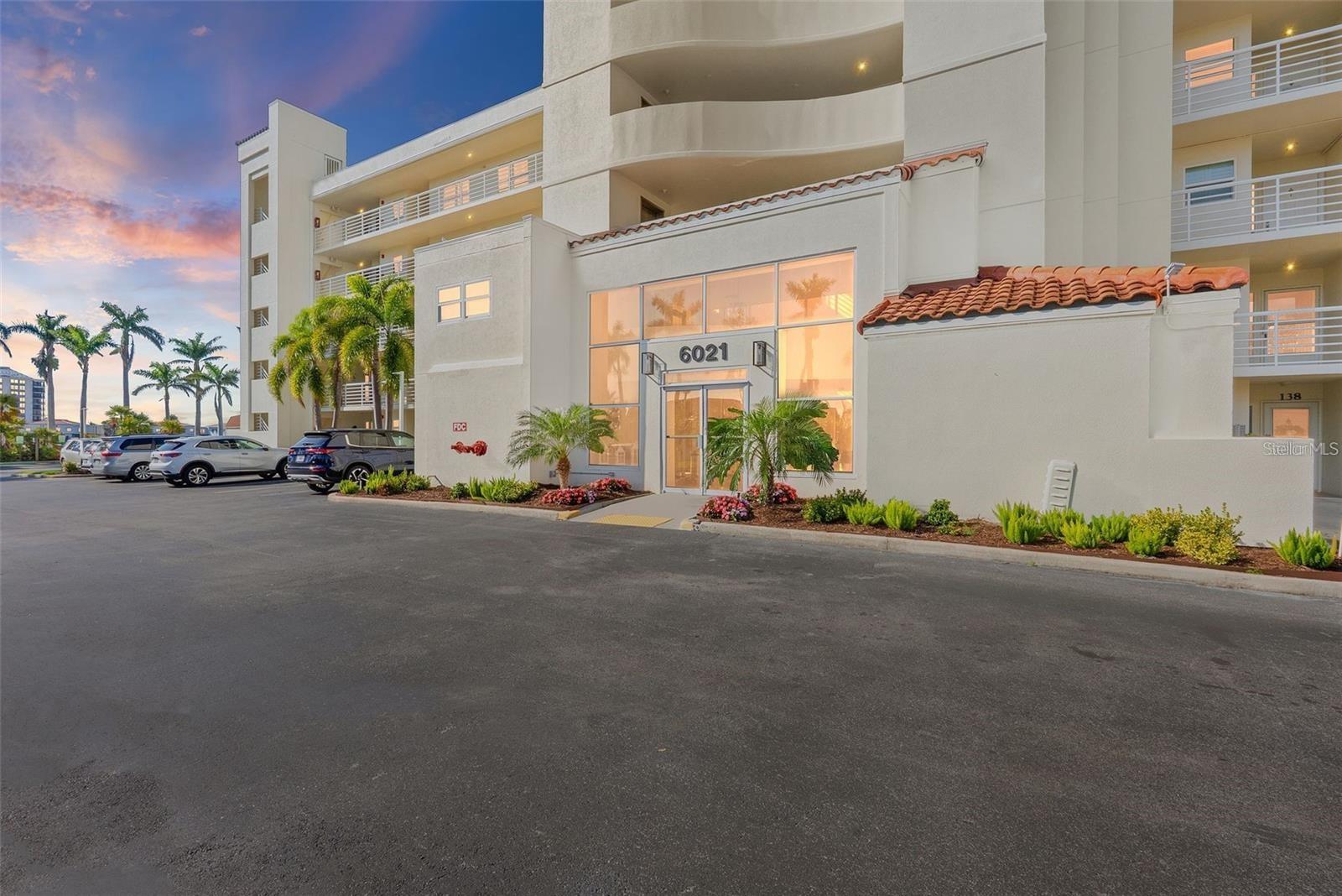 Listing Details for 6021 Bahia Del Mar Circle 137, ST PETERSBURG, FL 33715