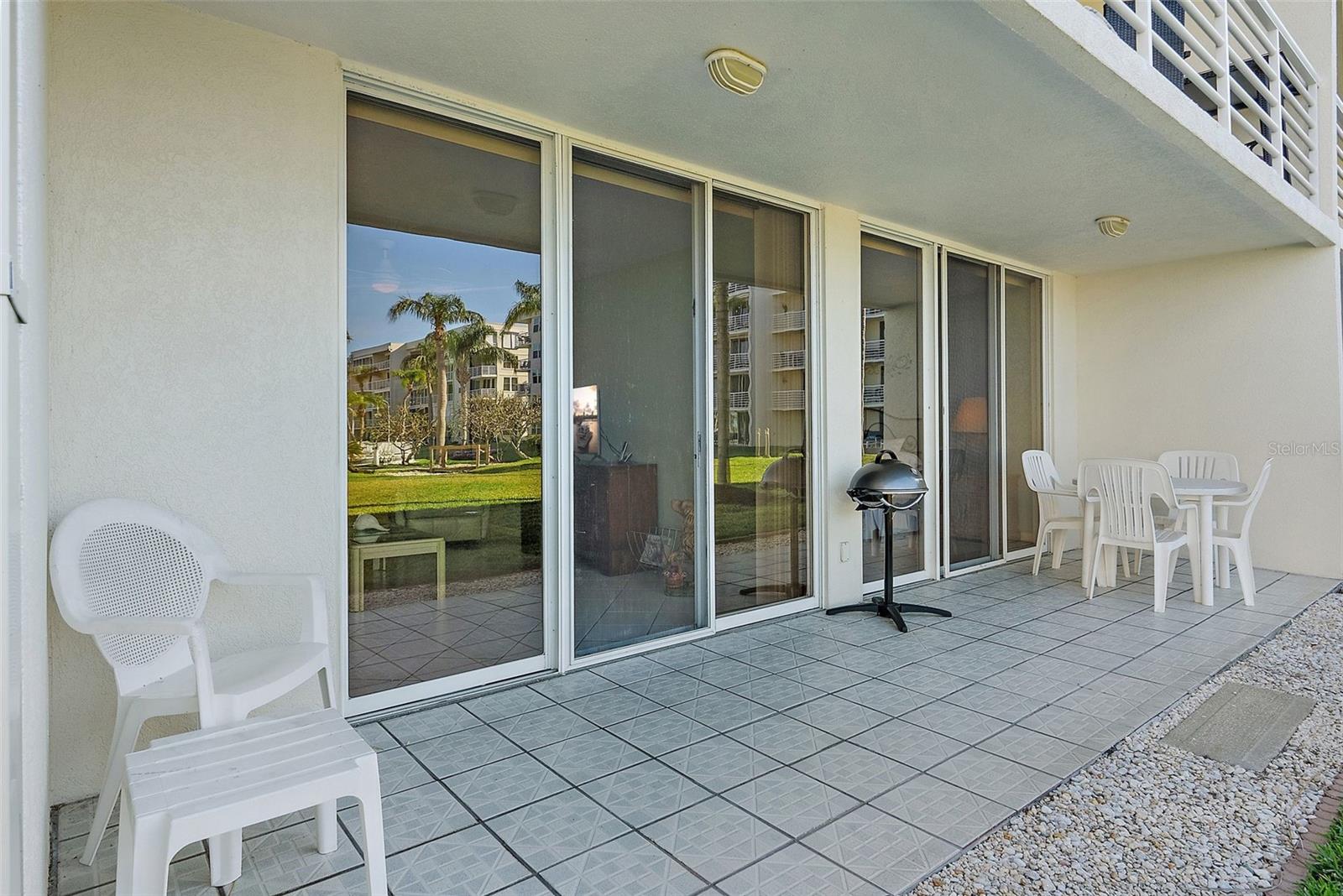 Listing photo id 19 for 6021 Bahia Del Mar Circle 137