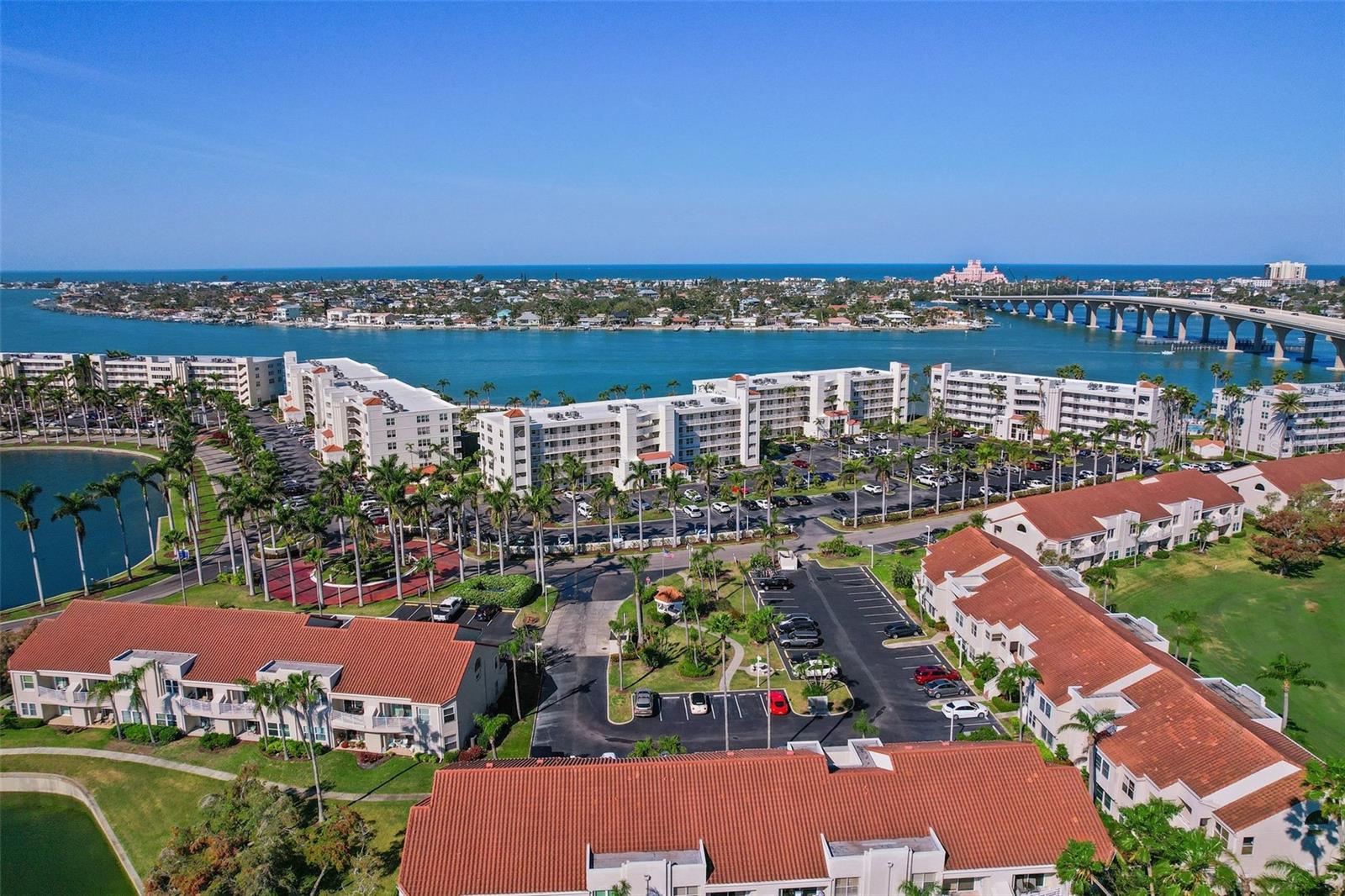 Image 26 of 31 For 6021 Bahia Del Mar Circle 137