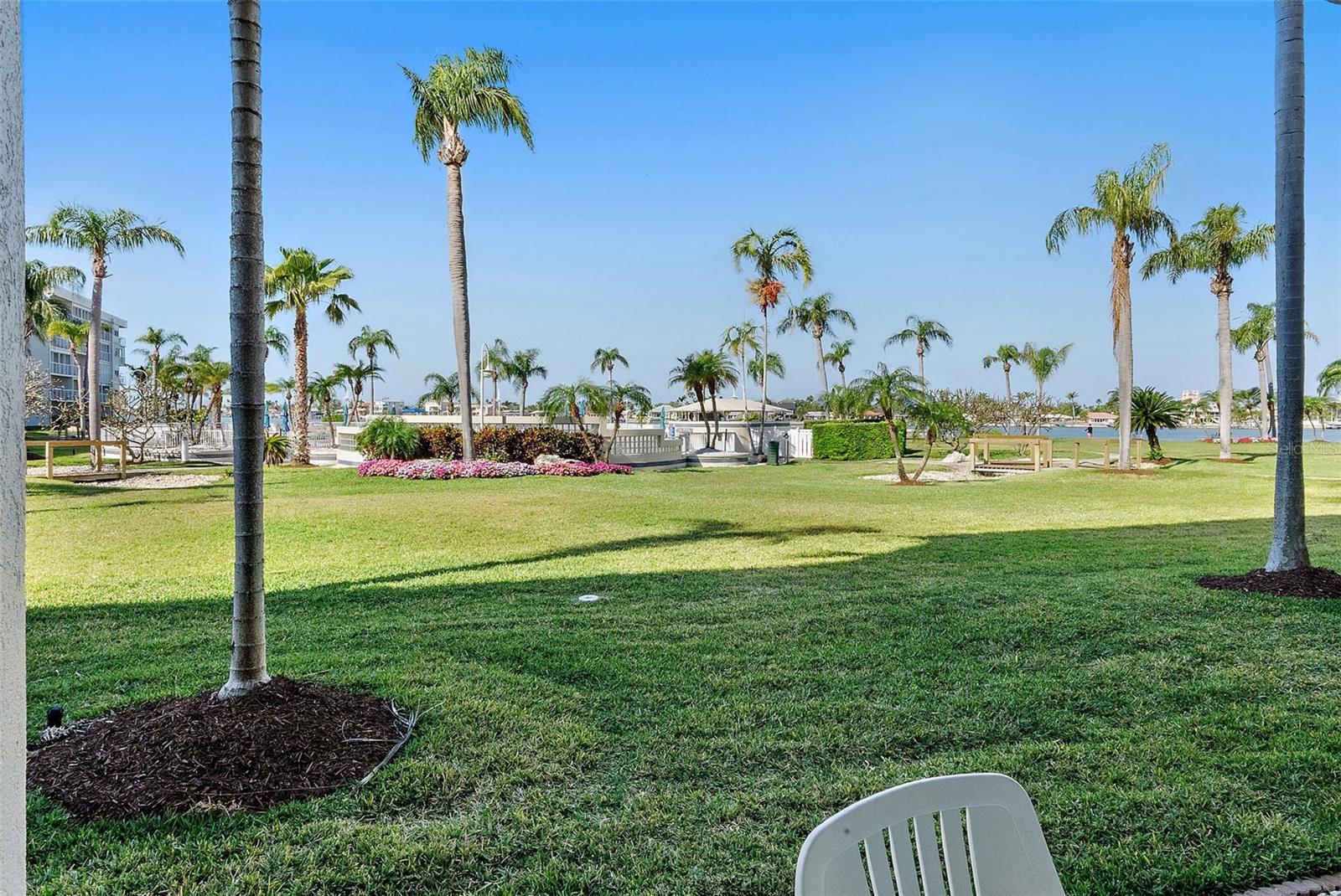 Image 27 of 31 For 6021 Bahia Del Mar Circle 137