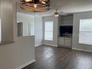 Image 7 of 40 For 10405 Villa View Circle 10405