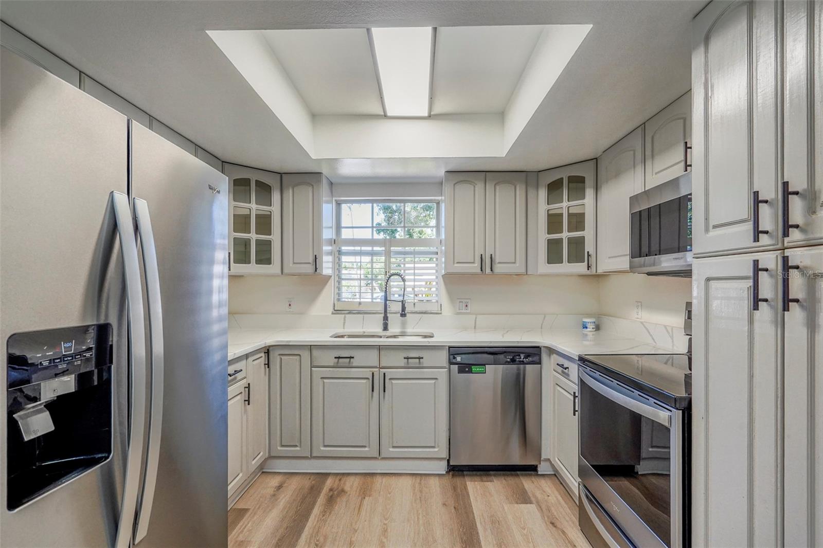 Image 4 of 14 For 3637 38th Street N
