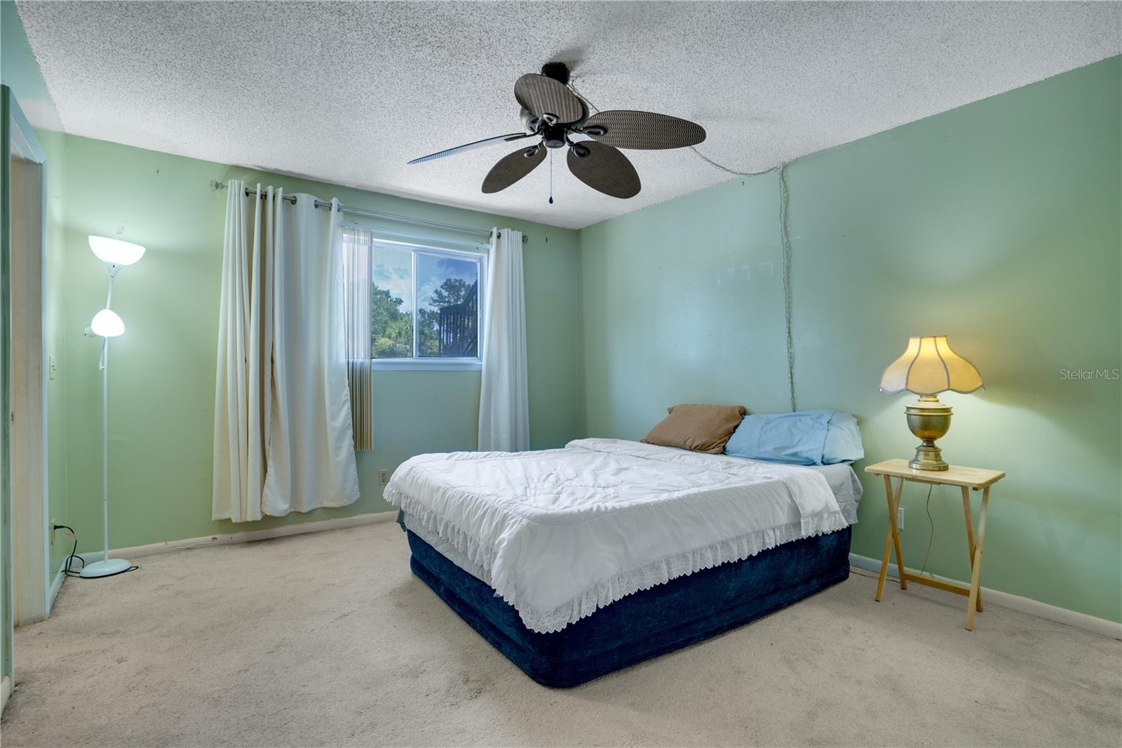 Image 9 of 23 For 6338 Newtown Circle 38a6