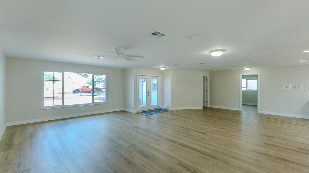 Image 10 of 70 For 12120 7th Street E