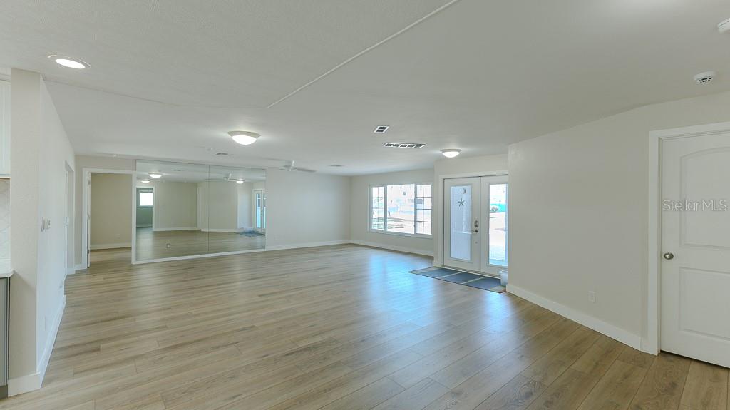 Image 11 of 70 For 12120 7th Street E