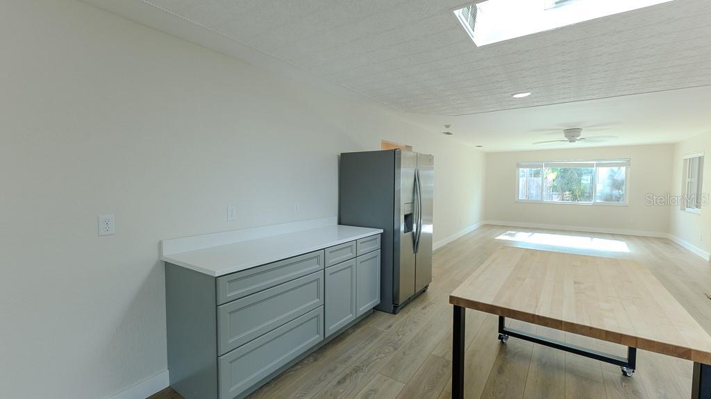 Image 14 of 70 For 12120 7th Street E