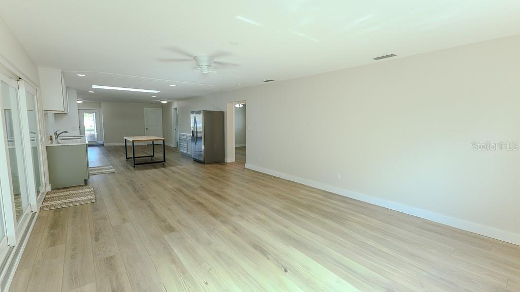 Image 20 of 70 For 12120 7th Street E