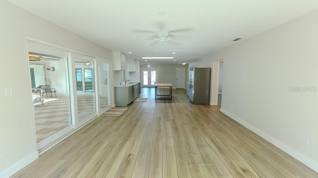 Image 21 of 70 For 12120 7th Street E