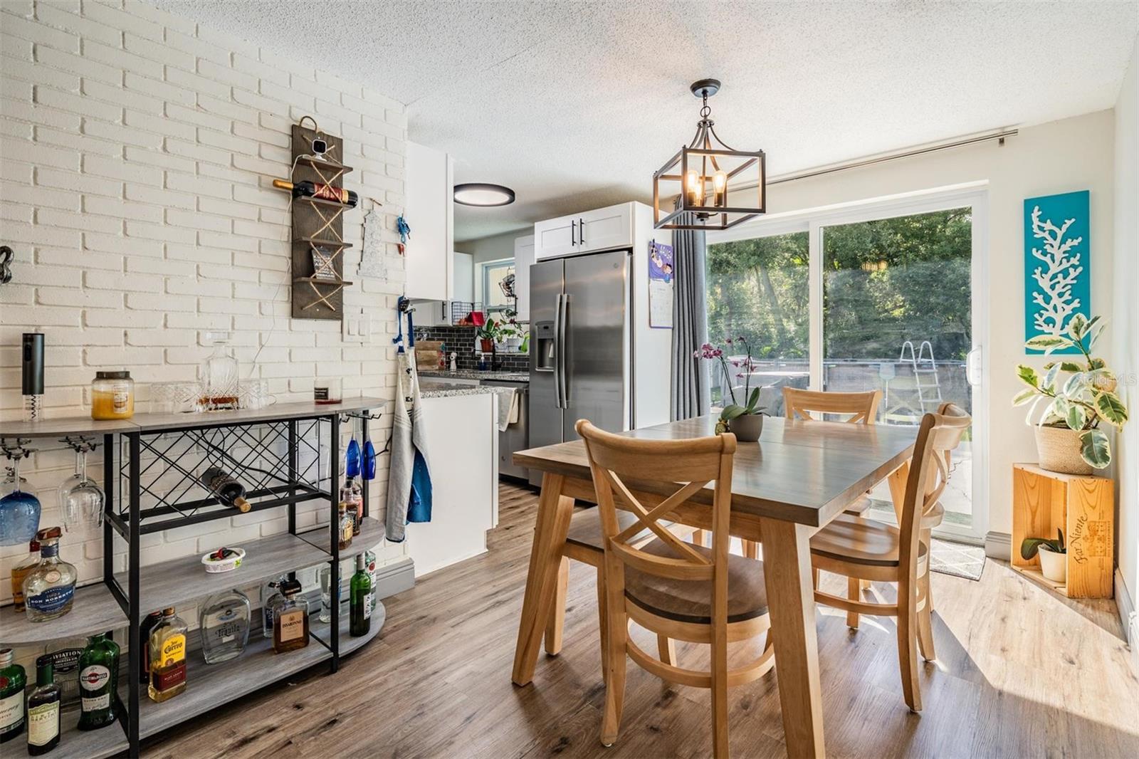 Image 10 of 32 For 1116 Beachwood Avenue