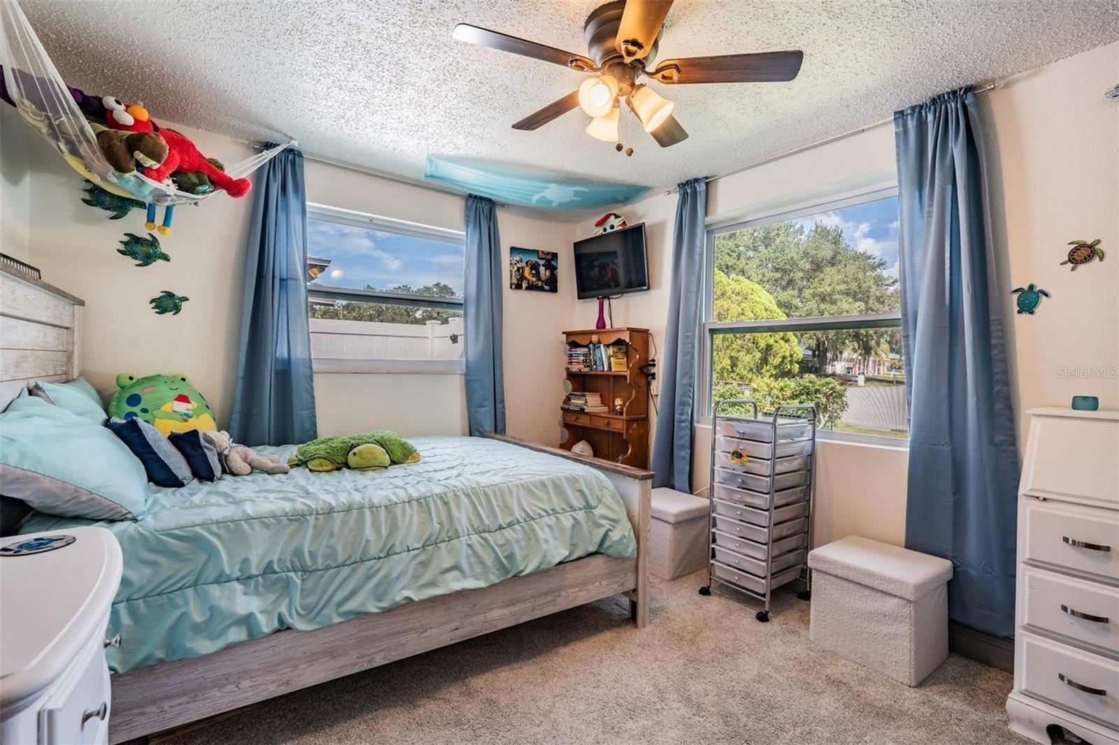 Image 20 of 32 For 1116 Beachwood Avenue