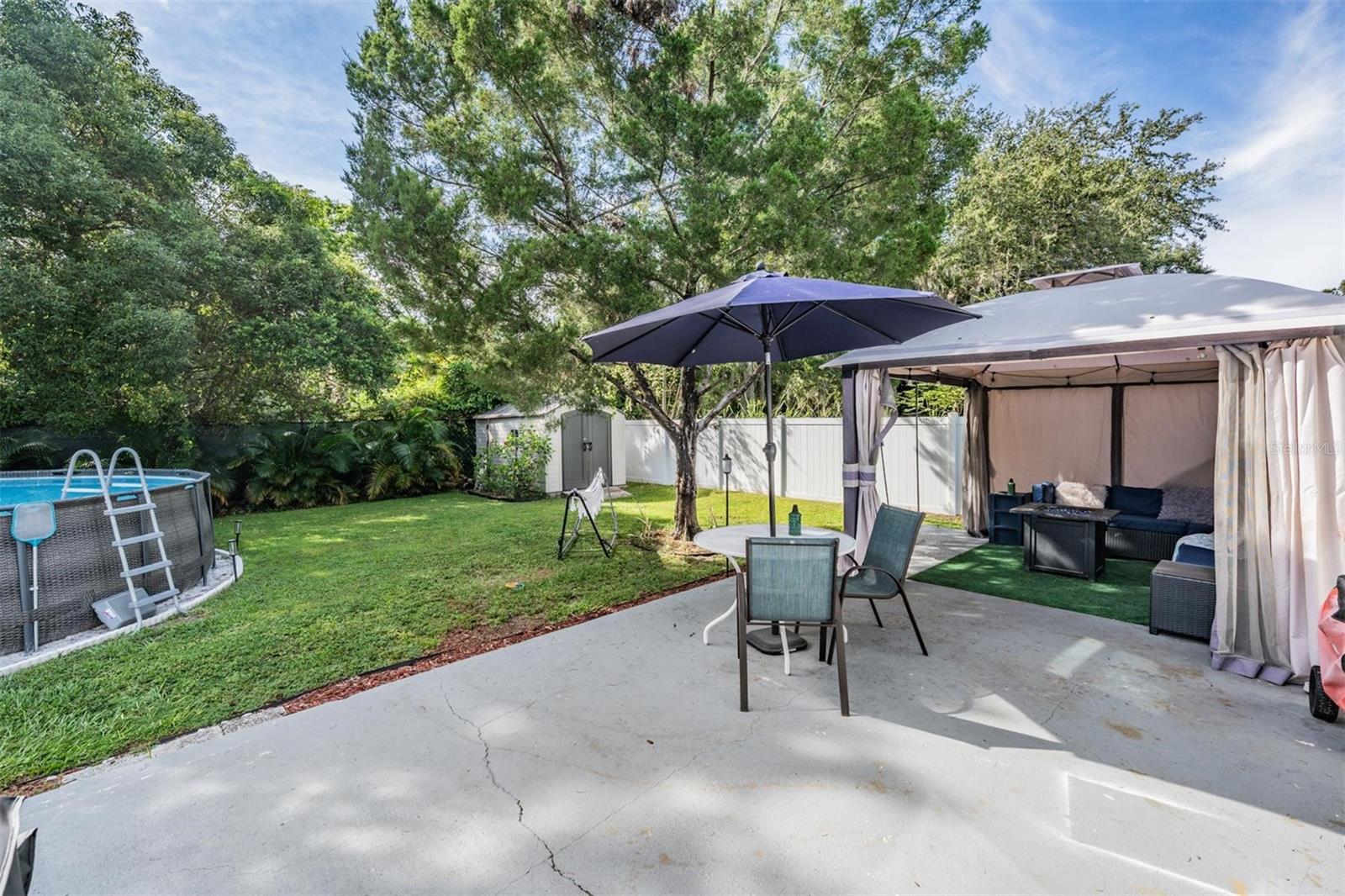 Image 25 of 32 For 1116 Beachwood Avenue