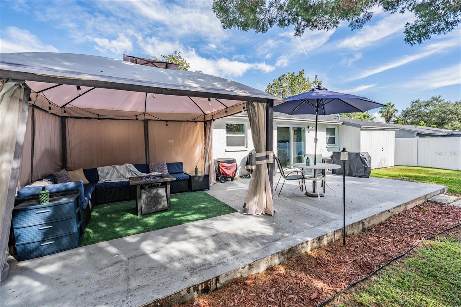 Image 27 of 32 For 1116 Beachwood Avenue