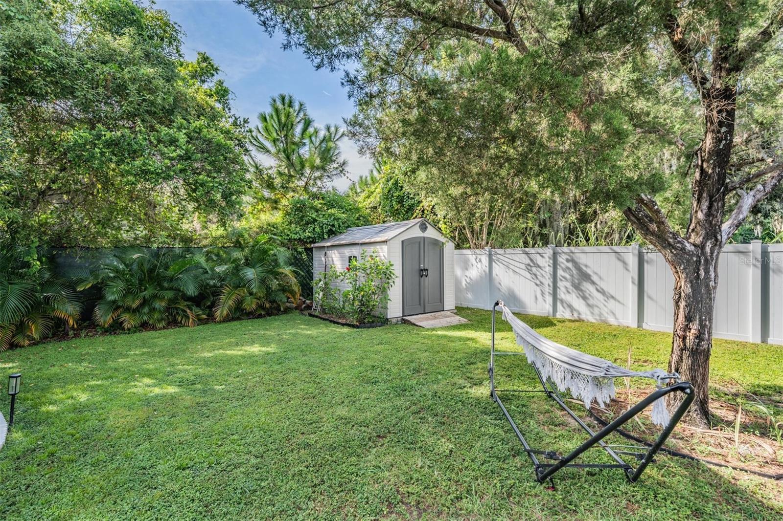 Image 30 of 32 For 1116 Beachwood Avenue