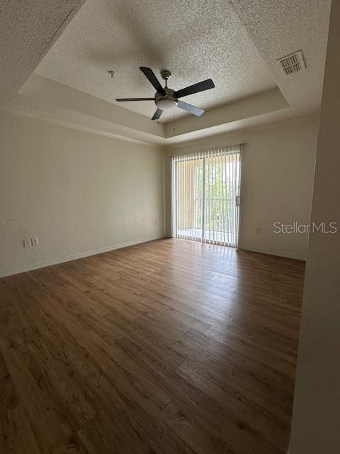 Image 3 of 7 For 18001 Richmond Place Drive 327