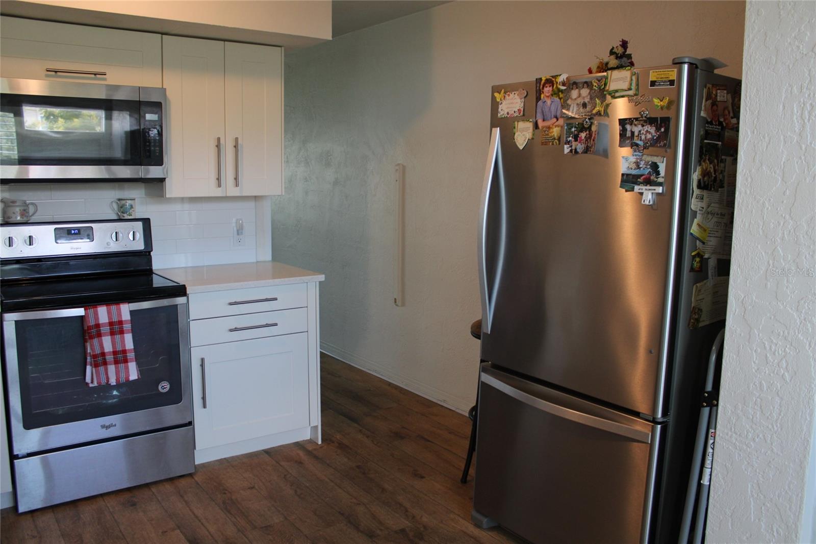 Image 14 of 42 For 2454 Australia Way E 10