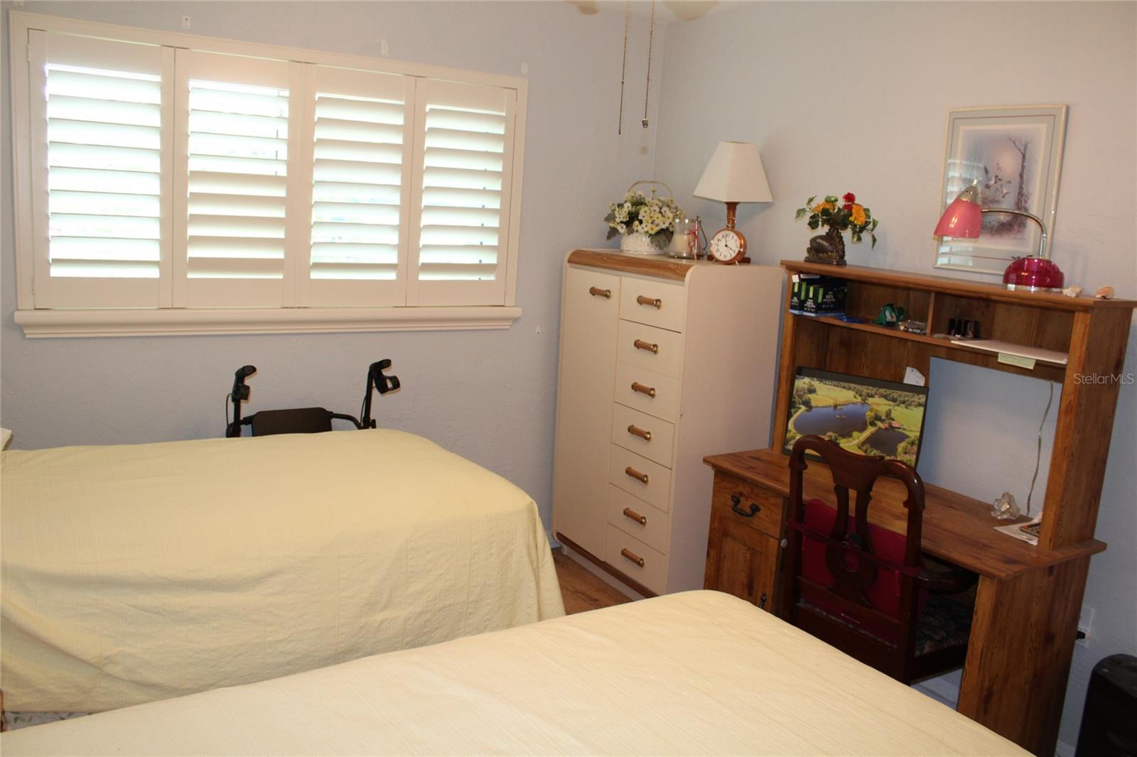 Image 39 of 42 For 2454 Australia Way E 10