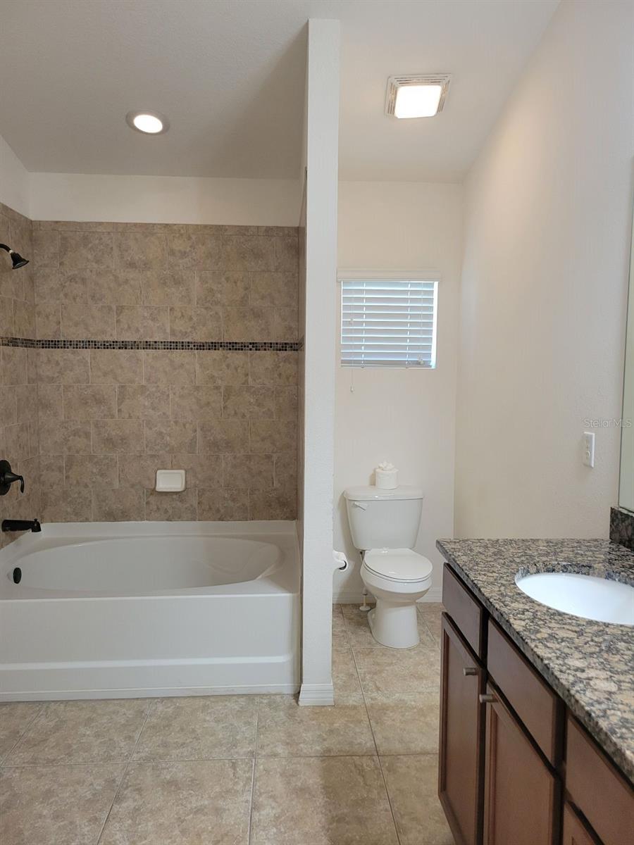 Image 24 of 44 For 7001 Interbay Boulevard 285