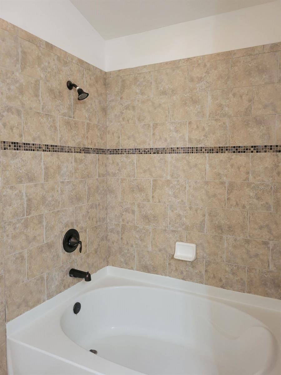 Image 25 of 44 For 7001 Interbay Boulevard 285