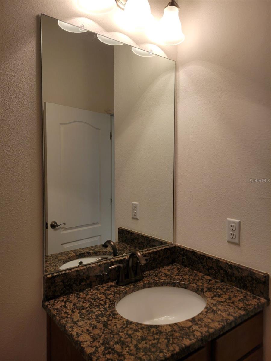 Image 33 of 44 For 7001 Interbay Boulevard 285