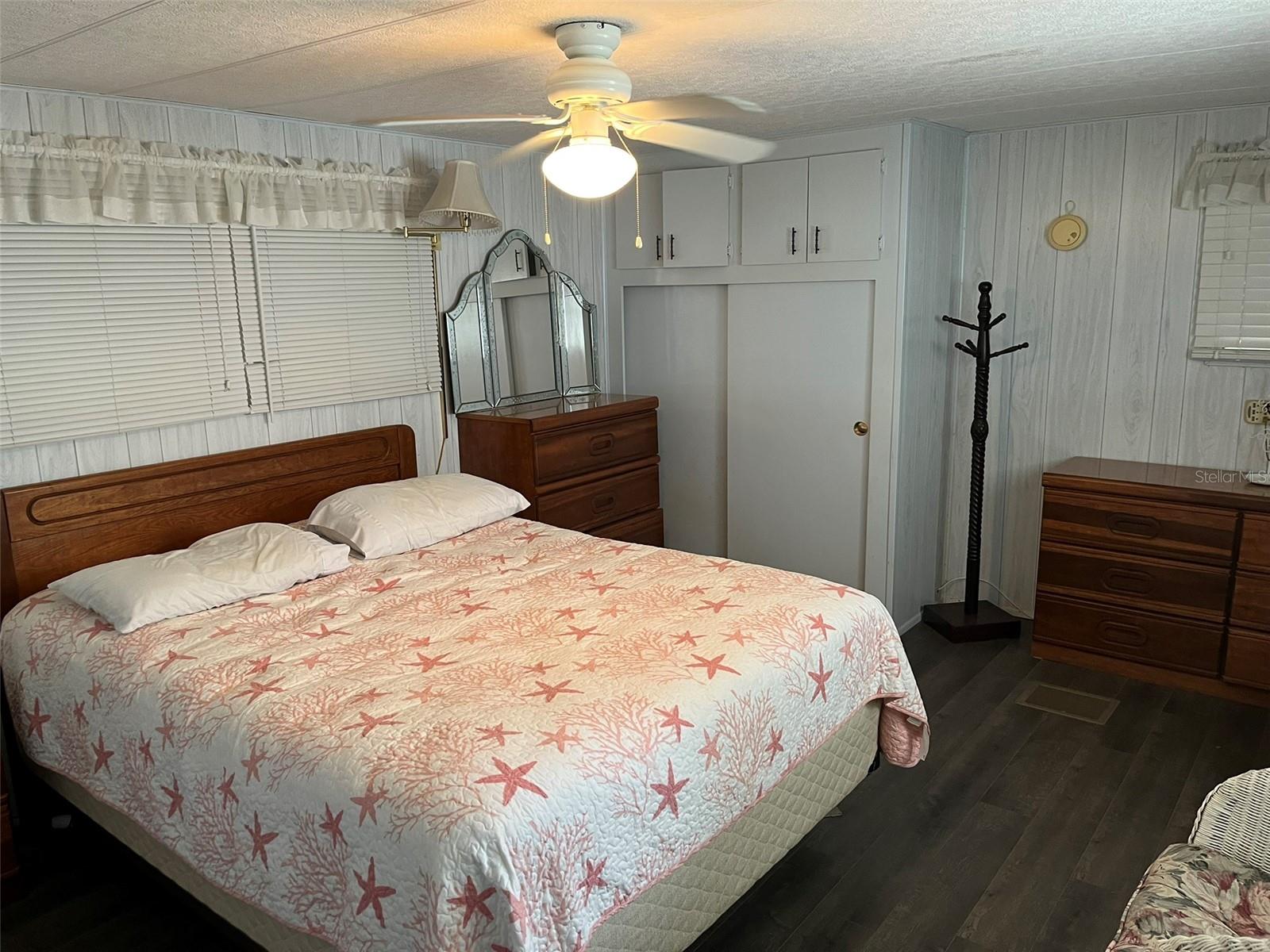 Image 9 of 15 For 1040 Main Street 192