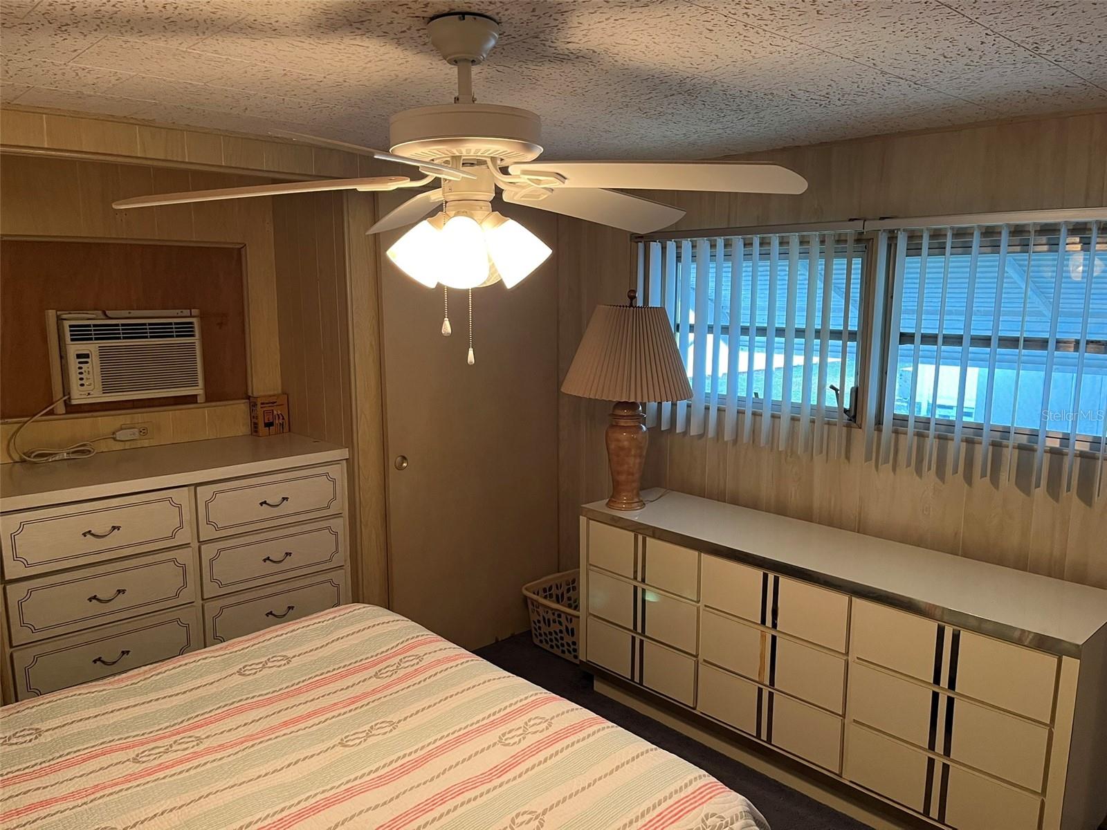 Image 11 of 16 For 1040 Main Street 193