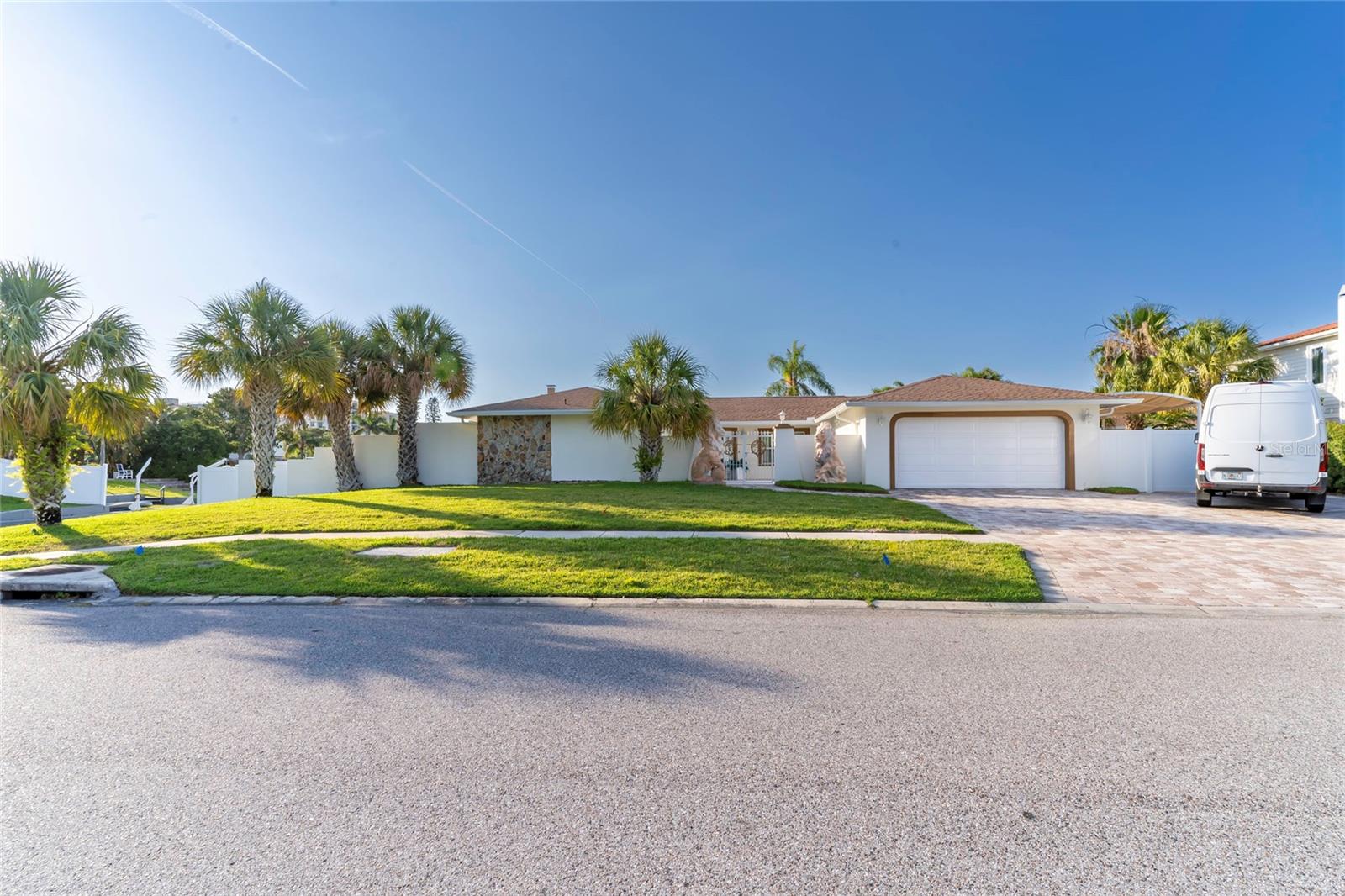 Details for 320 Harbor Passage, CLEARWATER BEACH, FL 33767