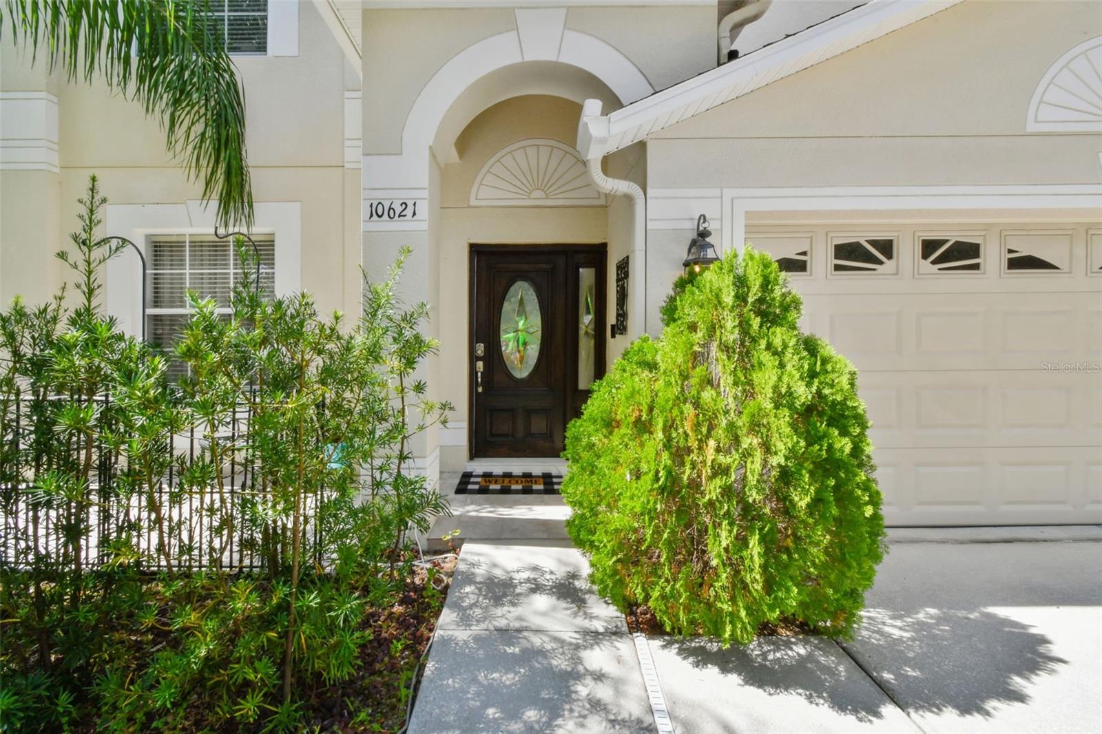 Image 5 of 81 For 10621 Lucaya Drive