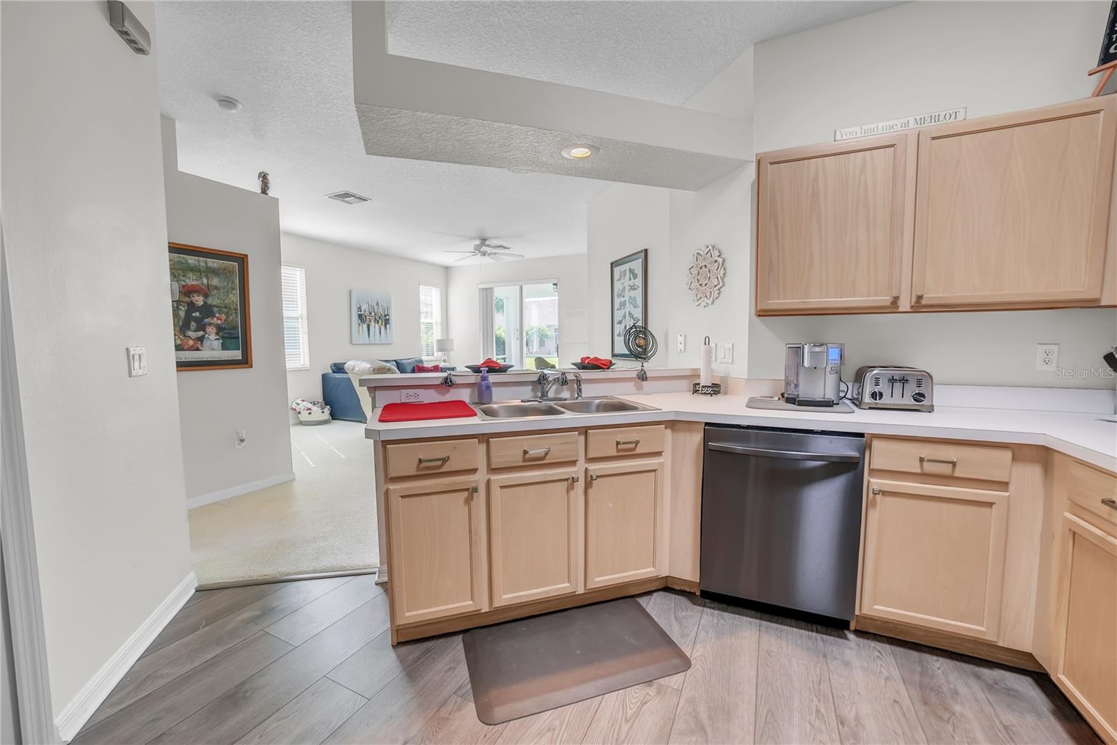 Image 14 of 41 For 20922 Jaffa Lane