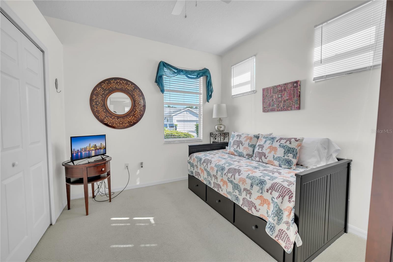 Image 22 of 41 For 20922 Jaffa Lane