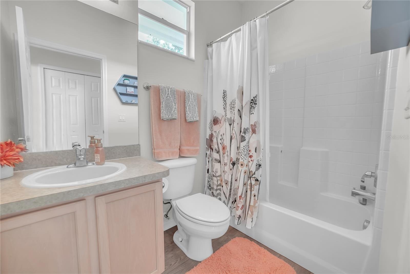 Image 25 of 41 For 20922 Jaffa Lane