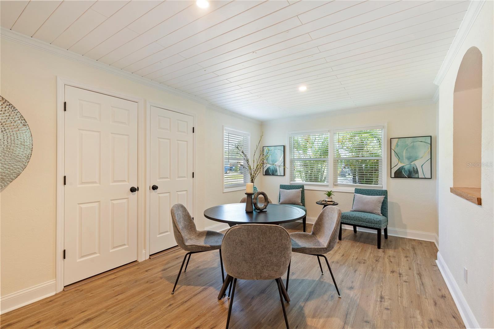 Image 18 of 42 For 3598 63rd Street N