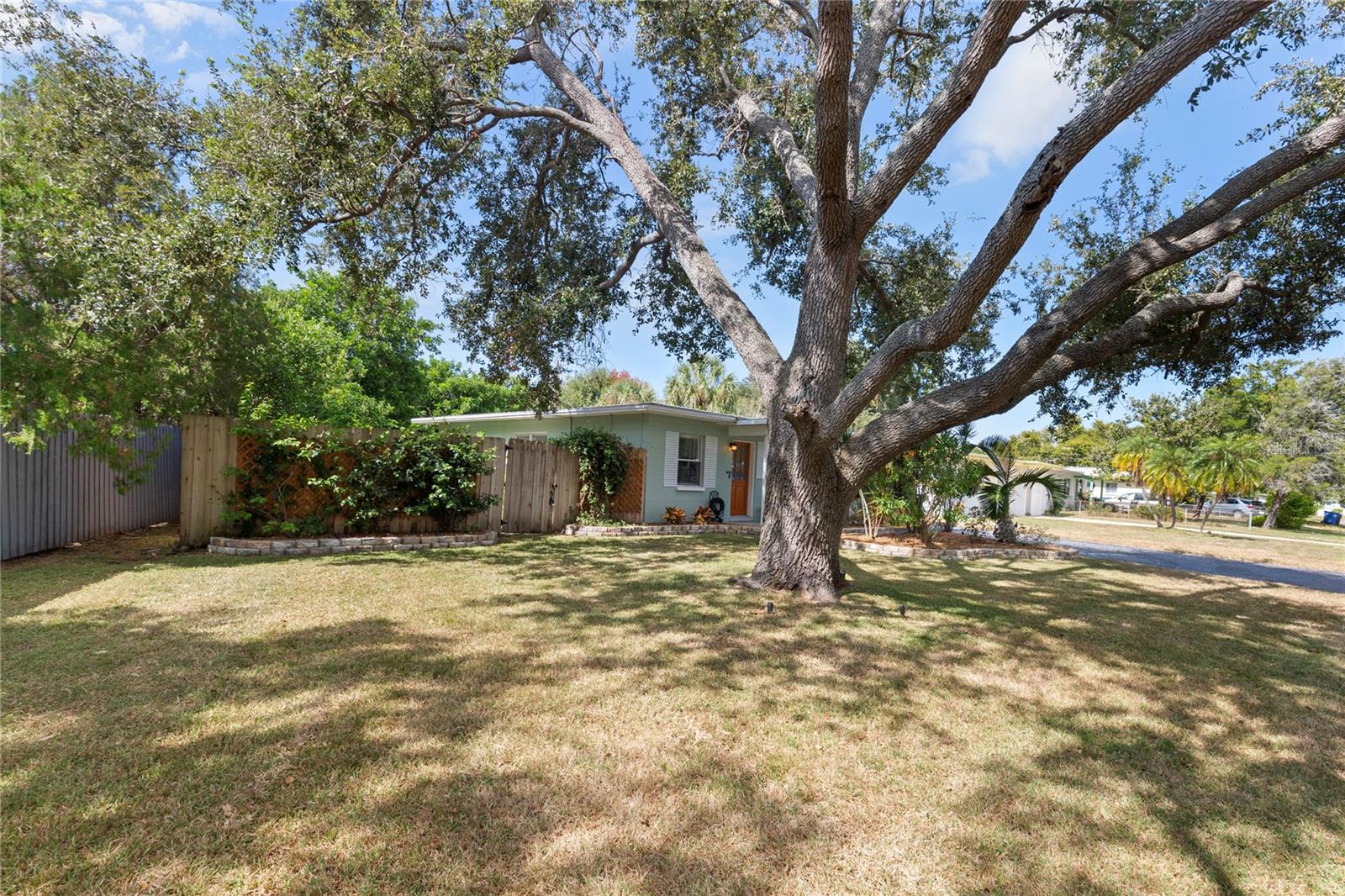 Image 36 of 42 For 3598 63rd Street N