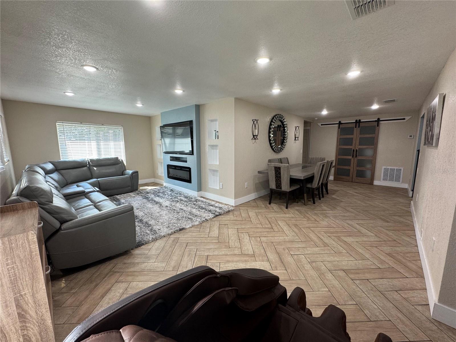 Image 5 of 7 For 12906 53rd Street