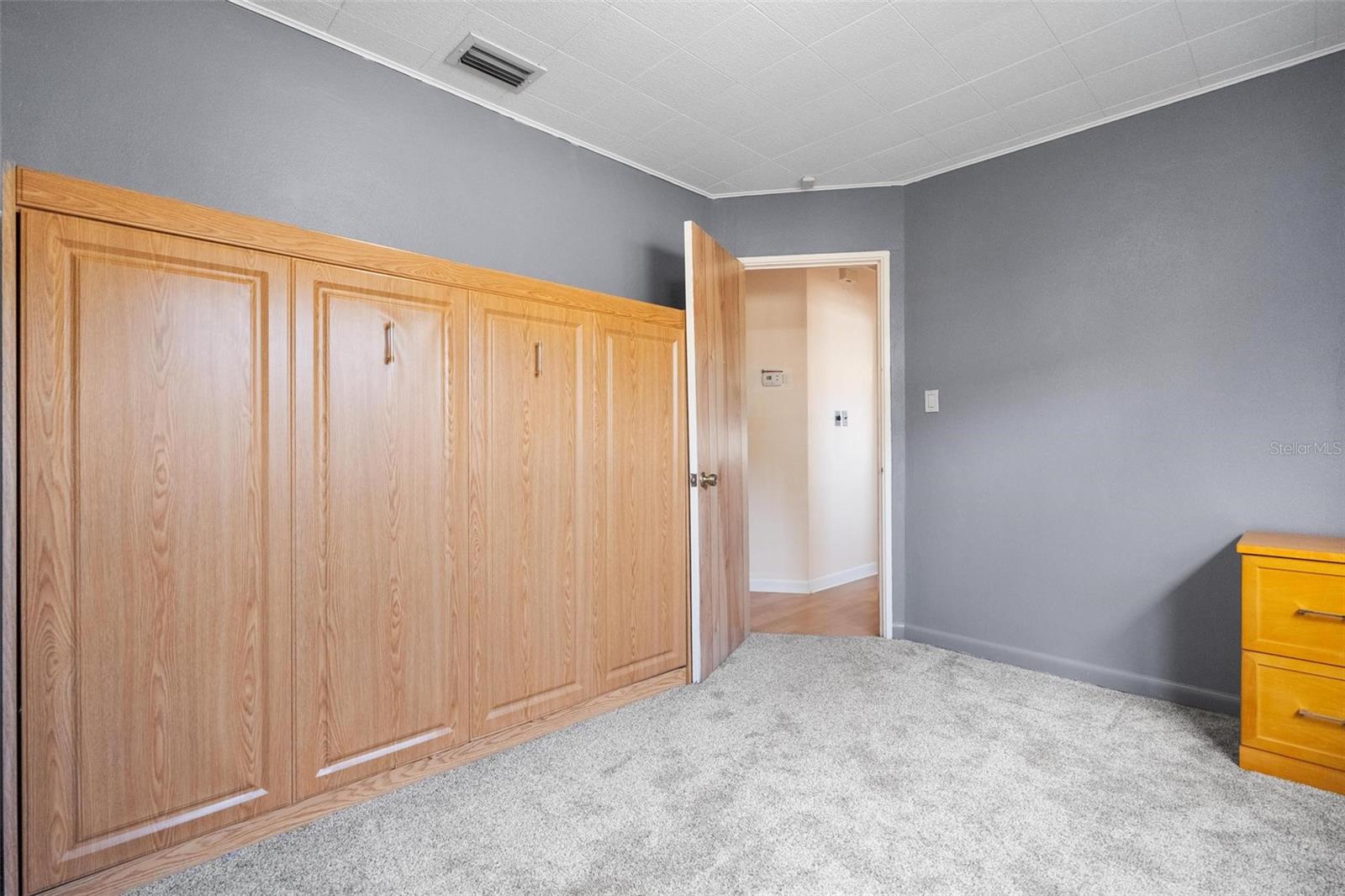 Listing photo id 32 for 1520 Richard Avenue