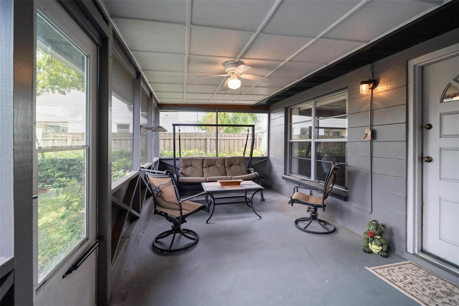 Listing photo id 33 for 1520 Richard Avenue