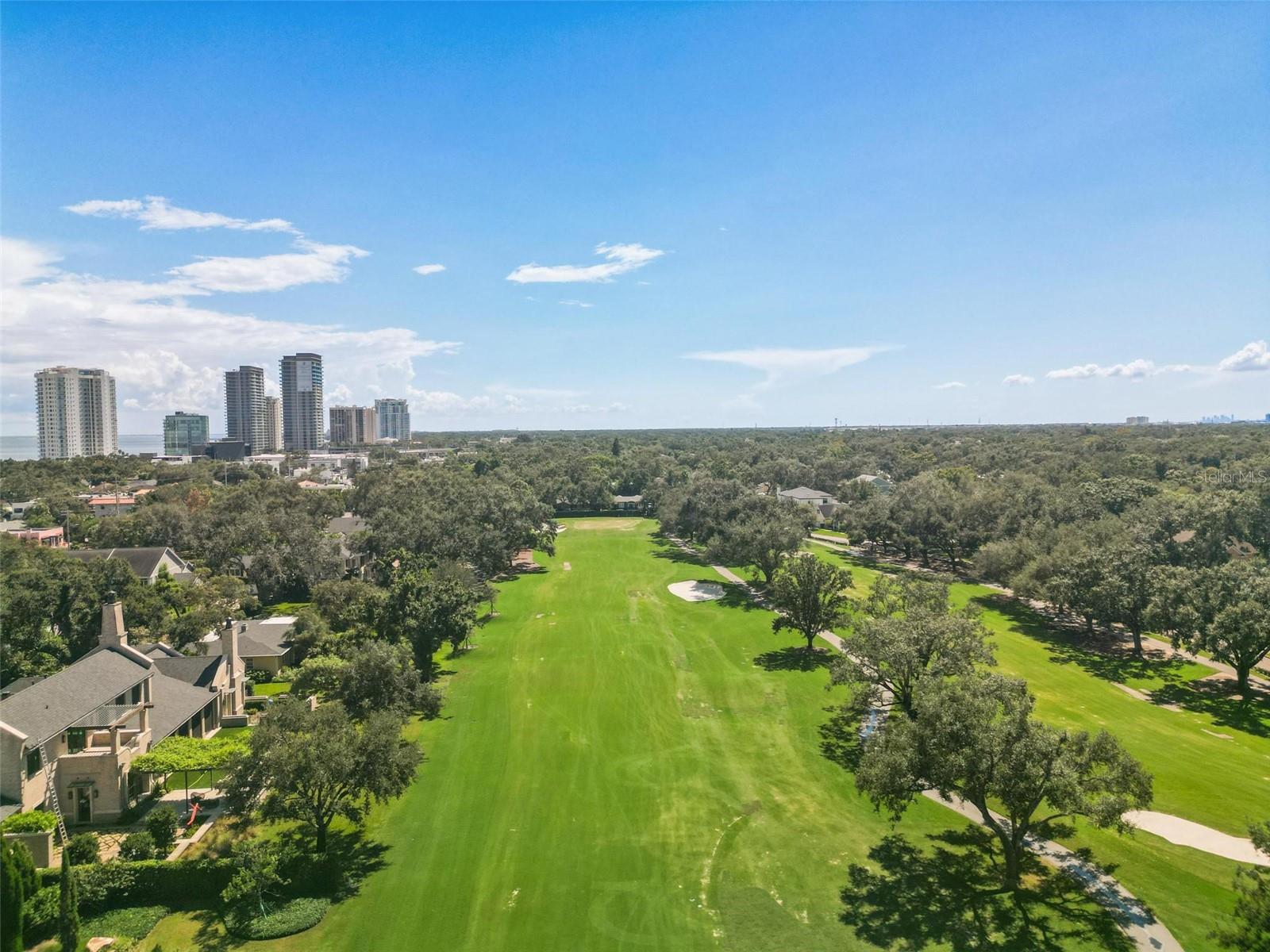 Listing photo id 52 for 1520 Richard Avenue