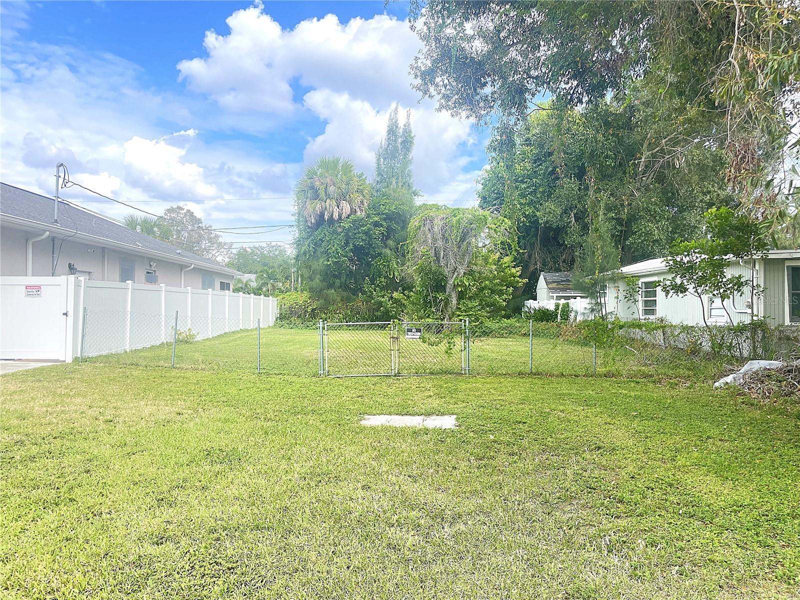 Details for  67th Way N , ST PETERSBURG, FL 33709
