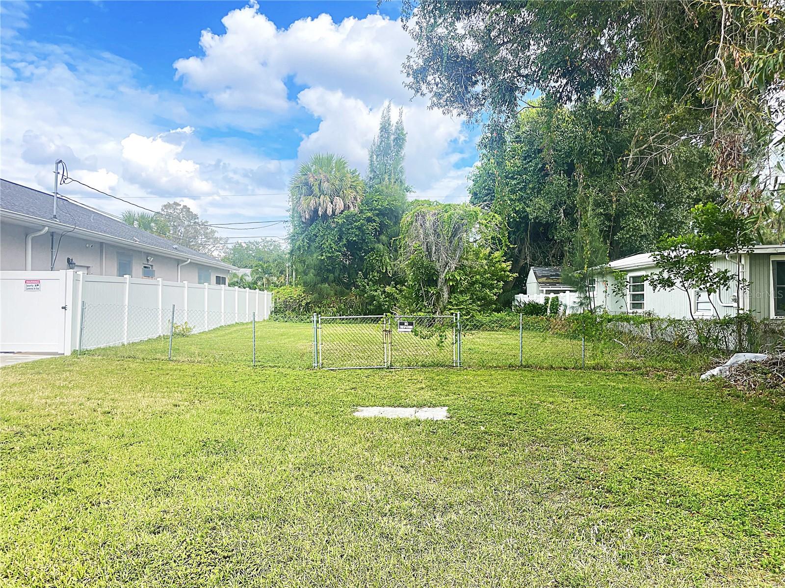 Image 3 of 7 For  67th Way N 