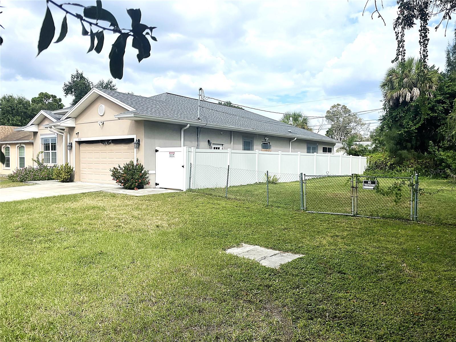 Image 6 of 7 For  67th Way N 