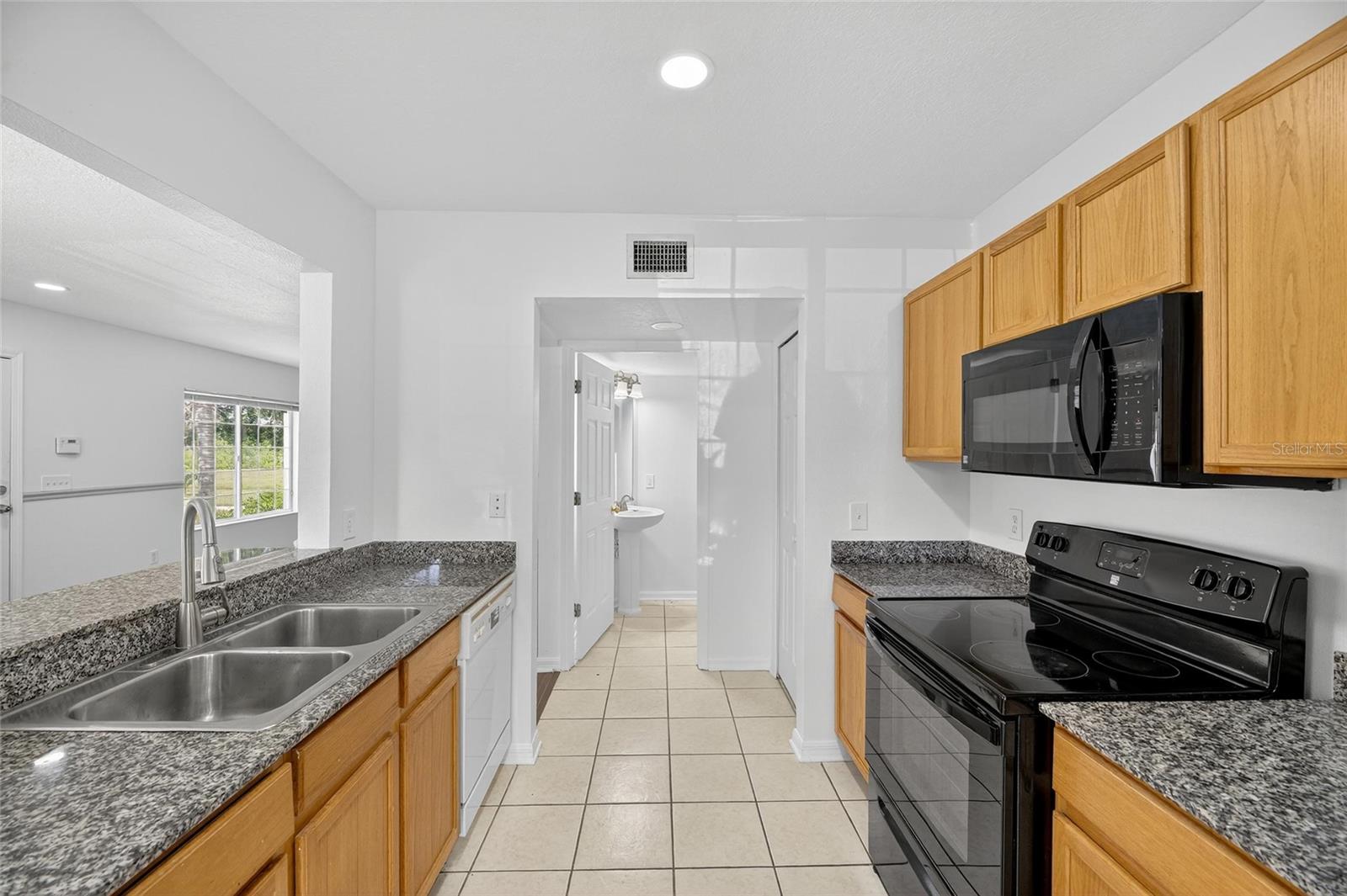 Image 13 of 31 For 10737 Keys Gate Drive