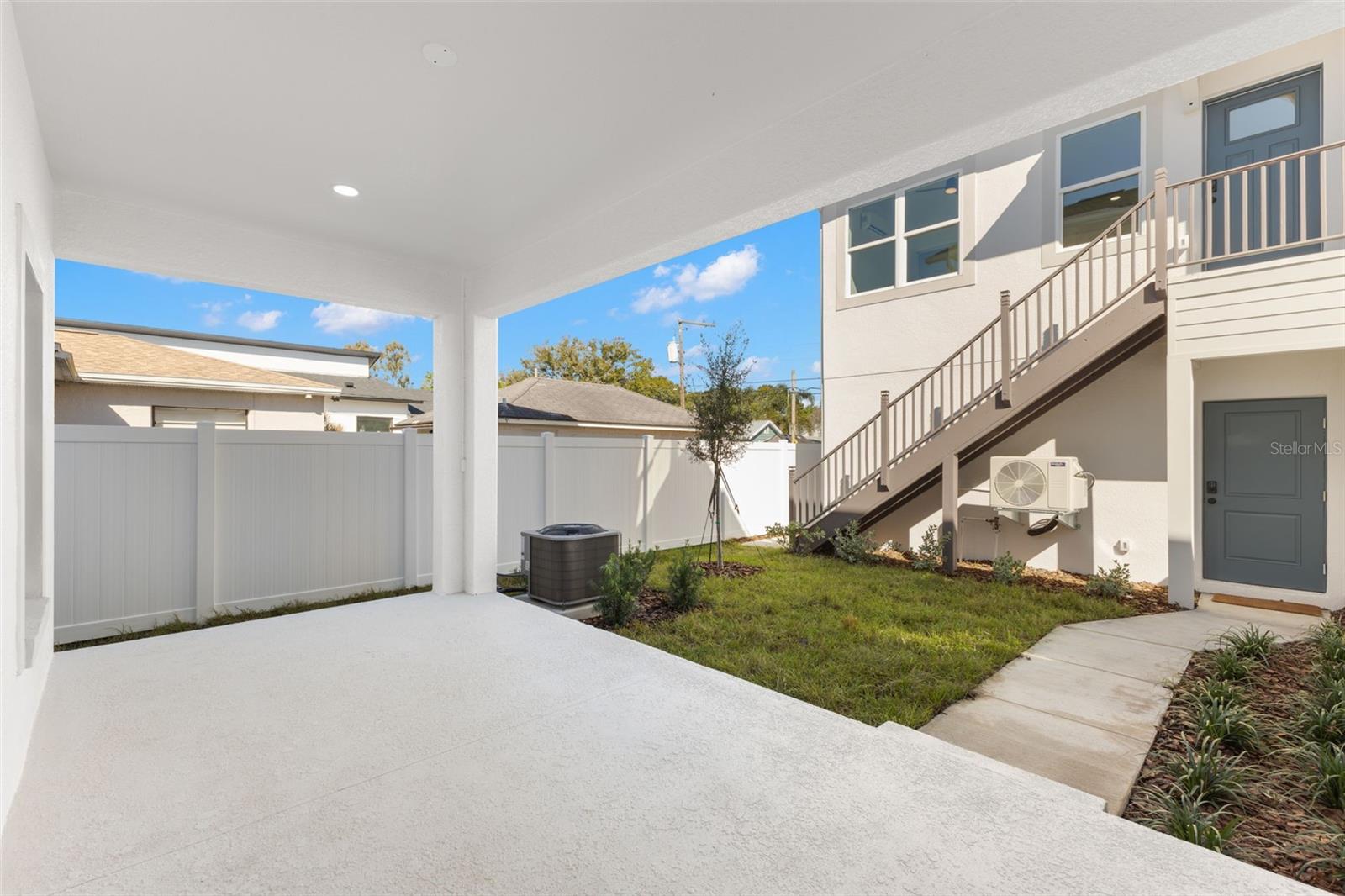 Image 26 of 34 For 2525 13th Avenue N