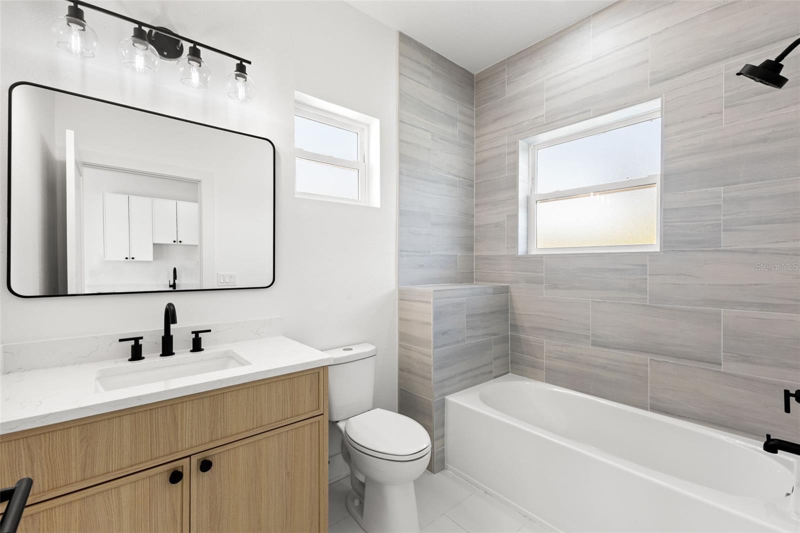 Image 32 of 34 For 2525 13th Avenue N