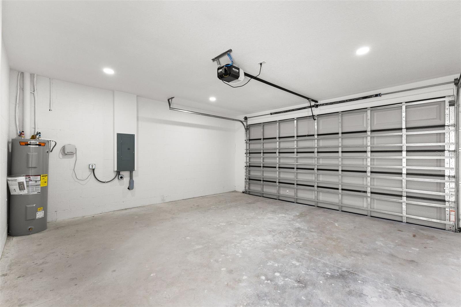 Image 33 of 34 For 2525 13th Avenue N
