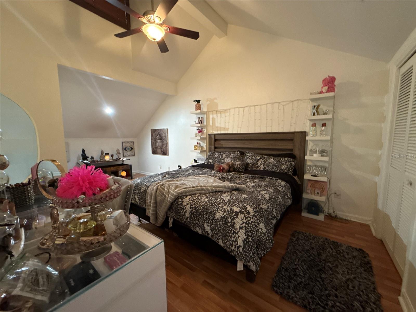 Listing photo id 17 for 5217 Pine Mill Court 32
