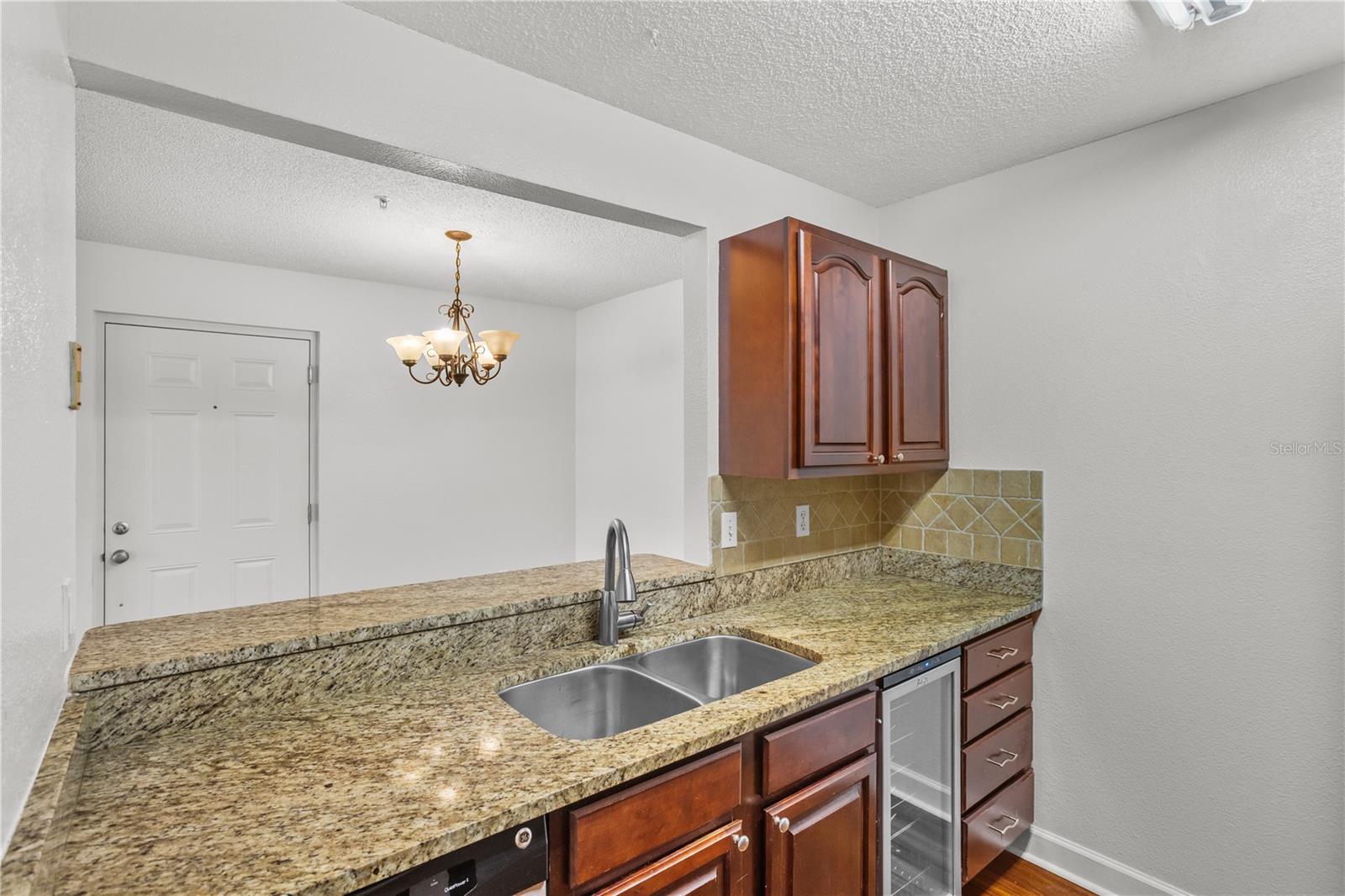 Image 18 of 40 For 2025 Dixie Belle Drive 2025f